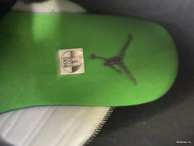 13 DB6537-113 AIR JORDAN GREEN” “LUCKY 0425